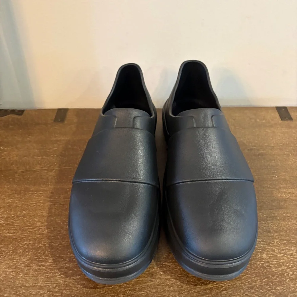 Gales‎ Frontline Mens 10.5 Black Nursing Shoes Slip On PPE Waterproof Clogs